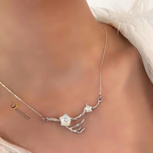 Silver blossom necklace N393